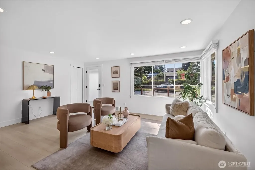 3402 48th Avenue SW Seattle WA 98116