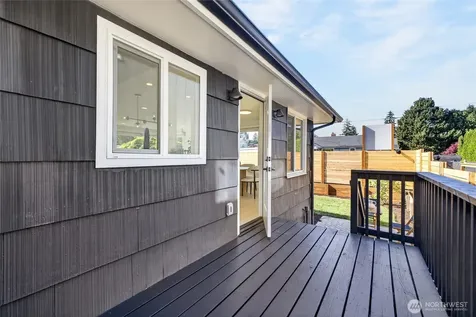 3402 48th Avenue SW Seattle WA 98116