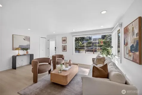 3402 48th Avenue SW Seattle WA 98116