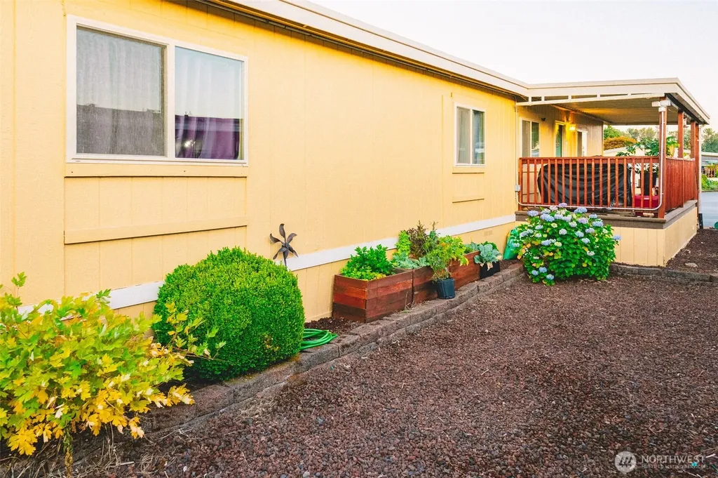 3611 I Street NE Auburn WA 98002