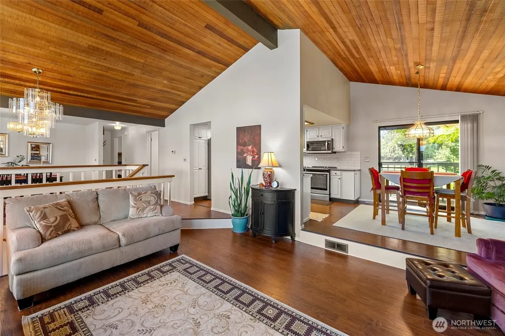 12472 Eagle Drive Burlington WA 98233