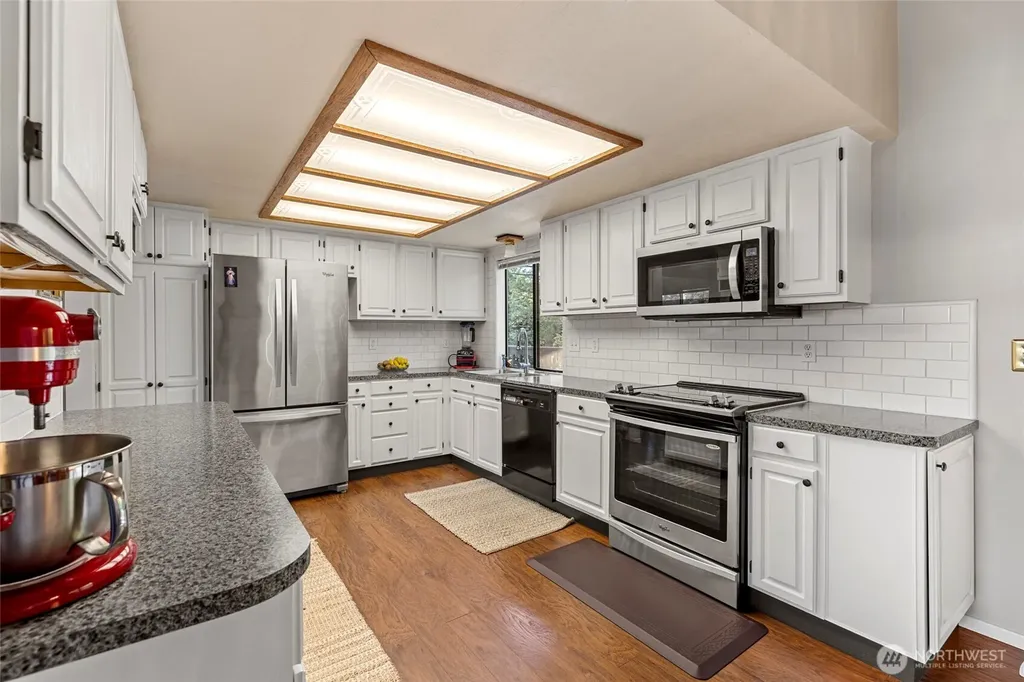 12472 Eagle Drive Burlington WA 98233