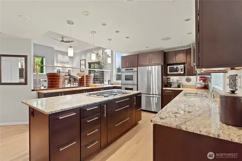 750 Kalmia Court NW Issaquah WA 98027