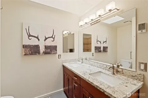 750 Kalmia Court NW Issaquah WA 98027