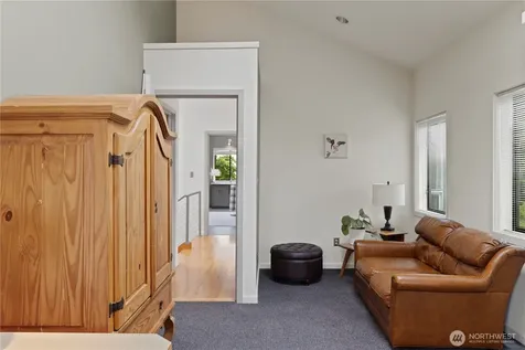 750 Kalmia Court NW Issaquah WA 98027
