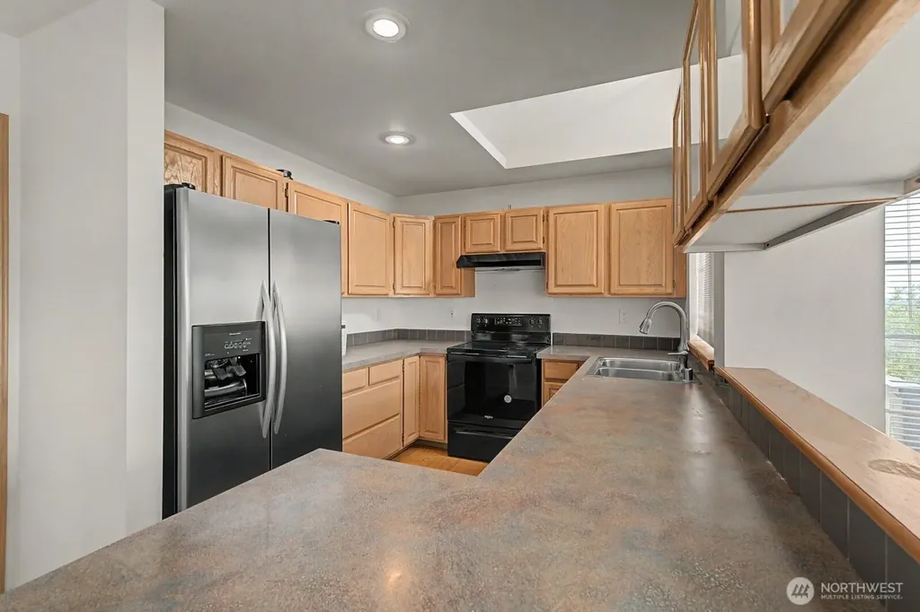 313 Peach Avenue Sunnyside WA 98944