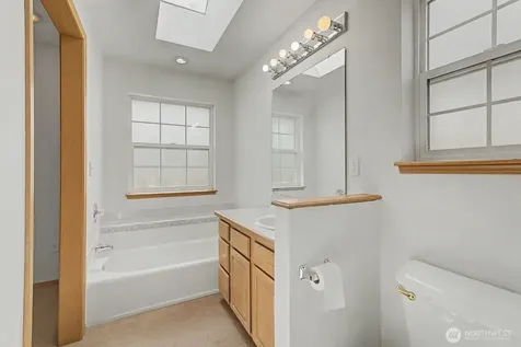 313 Peach Avenue Sunnyside WA 98944