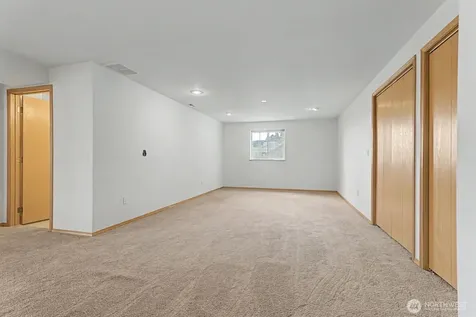 313 Peach Avenue Sunnyside WA 98944