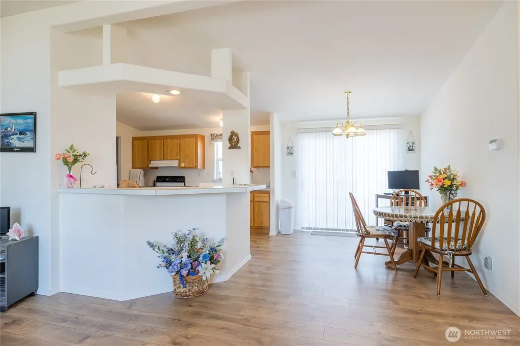 541 N 7th Sequim WA 98382
