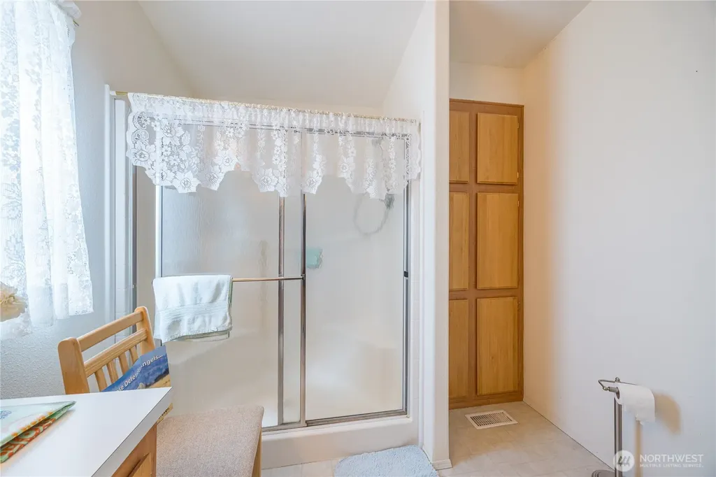 541 N 7th Sequim WA 98382