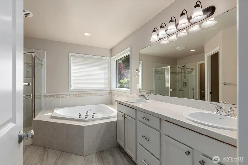 11602 12th Avenue Ct NW Gig Harbor WA 98332