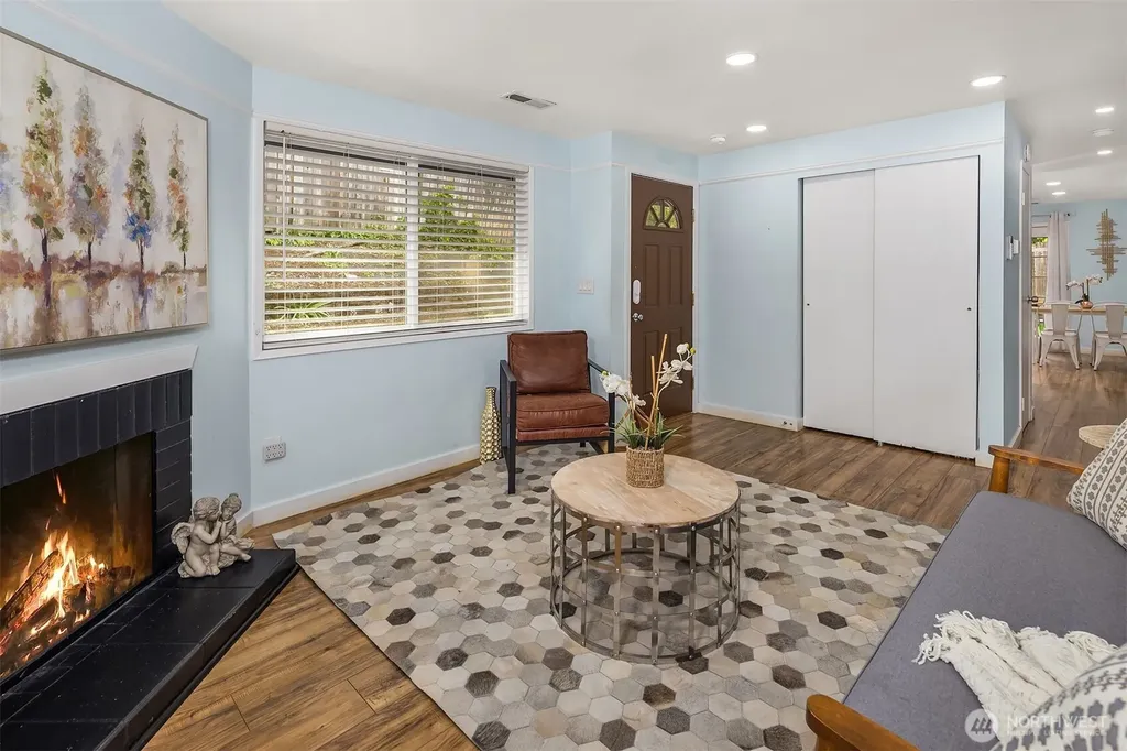 3912 S Orcas Street Seattle WA 98118