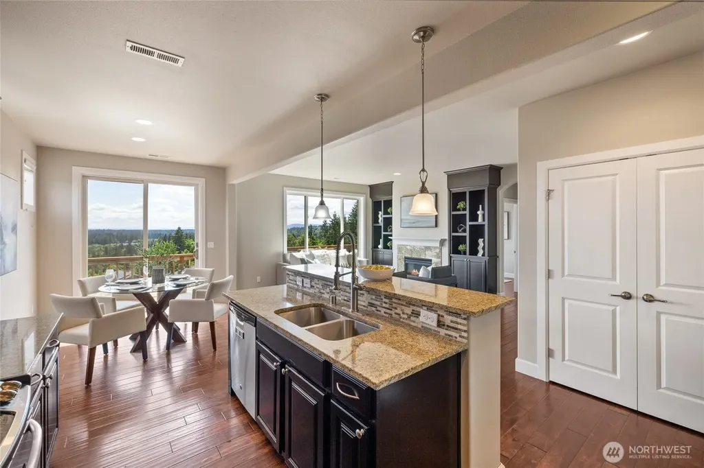 1533 Ridgeview Loop SW Tumwater WA 98512