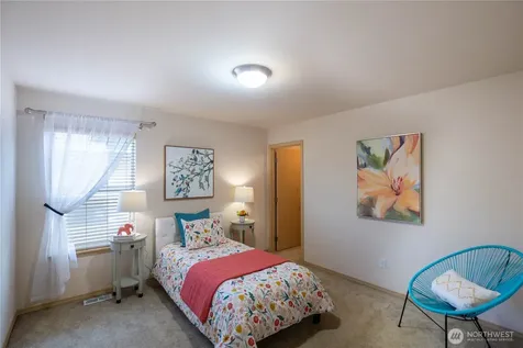 33219 41st Place S Federal Way WA 98001