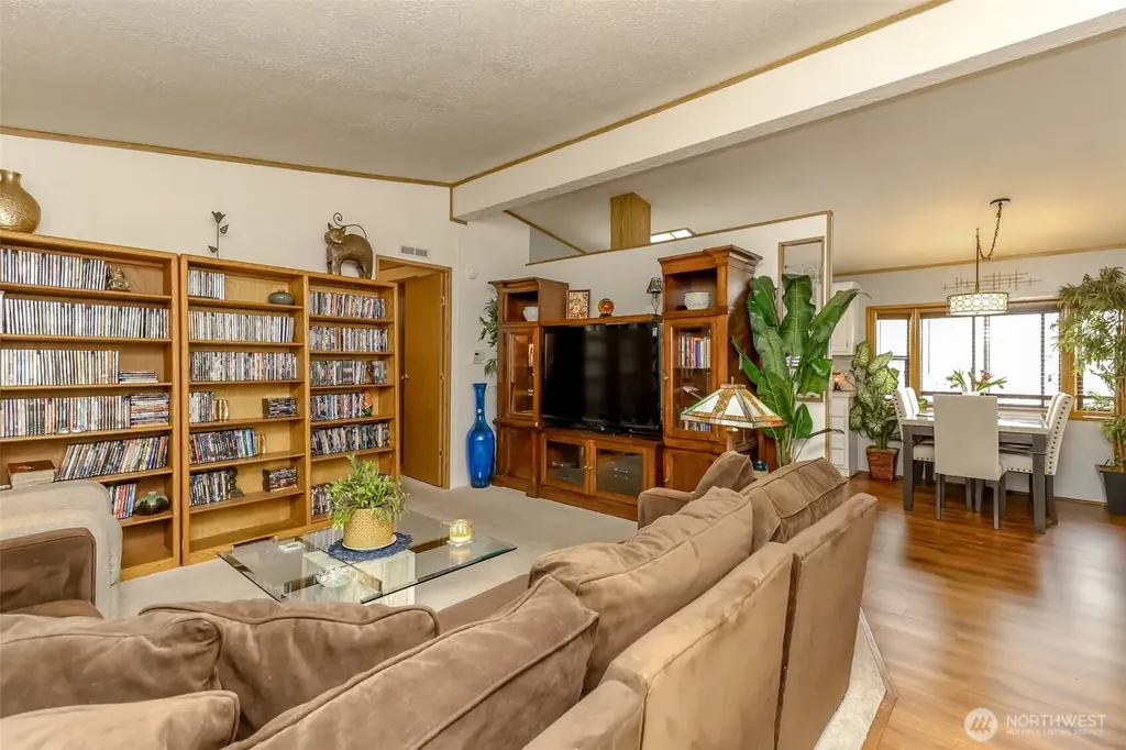 2101 S 324th Street Federal Way WA 98003