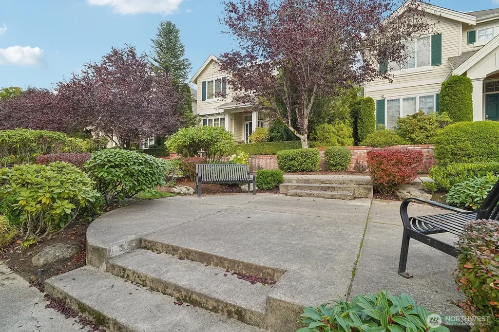 2038 30th Lane NE Issaquah WA 98029