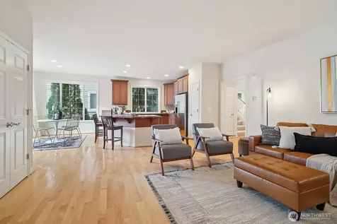 2038 30th Lane NE Issaquah WA 98029