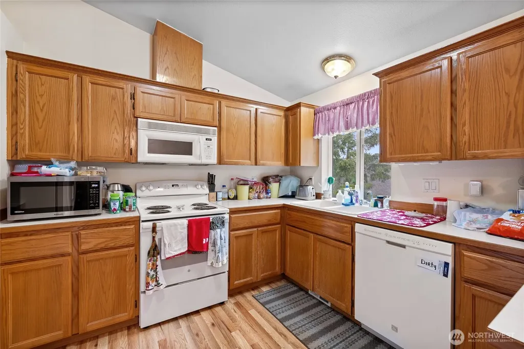 921 Erin Lane W Eatonville WA 98328