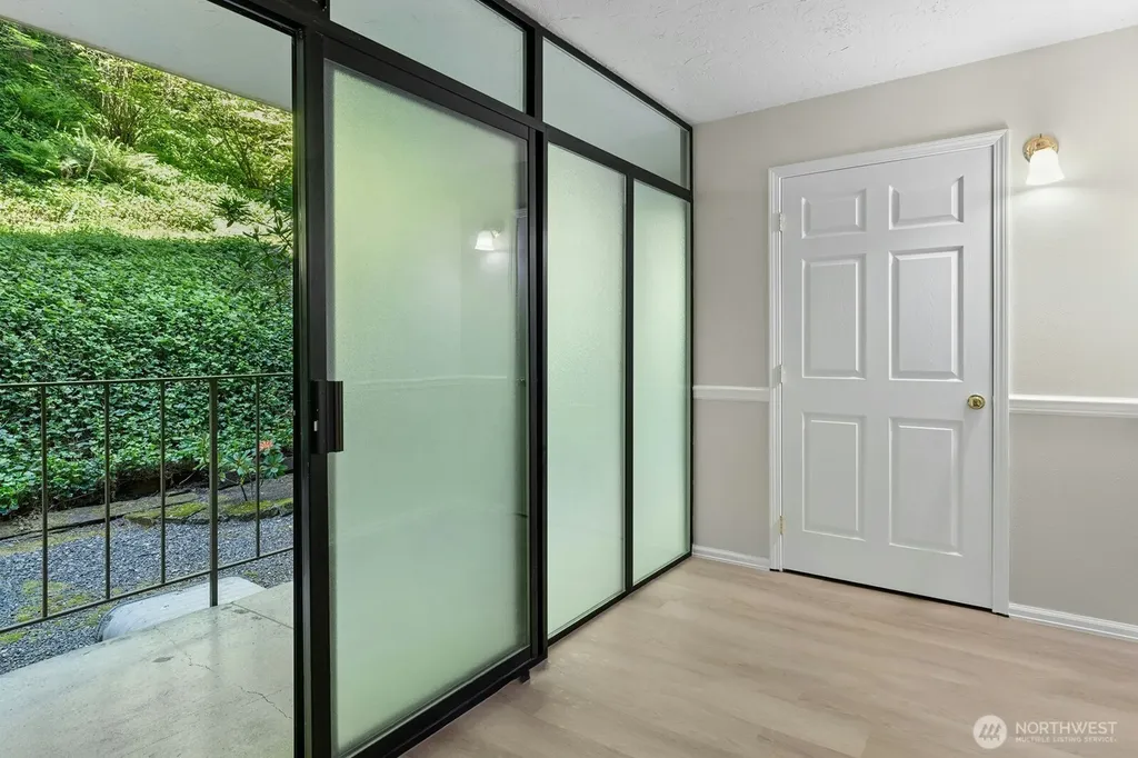 1221 Harbor Avenue SW Seattle WA 98116