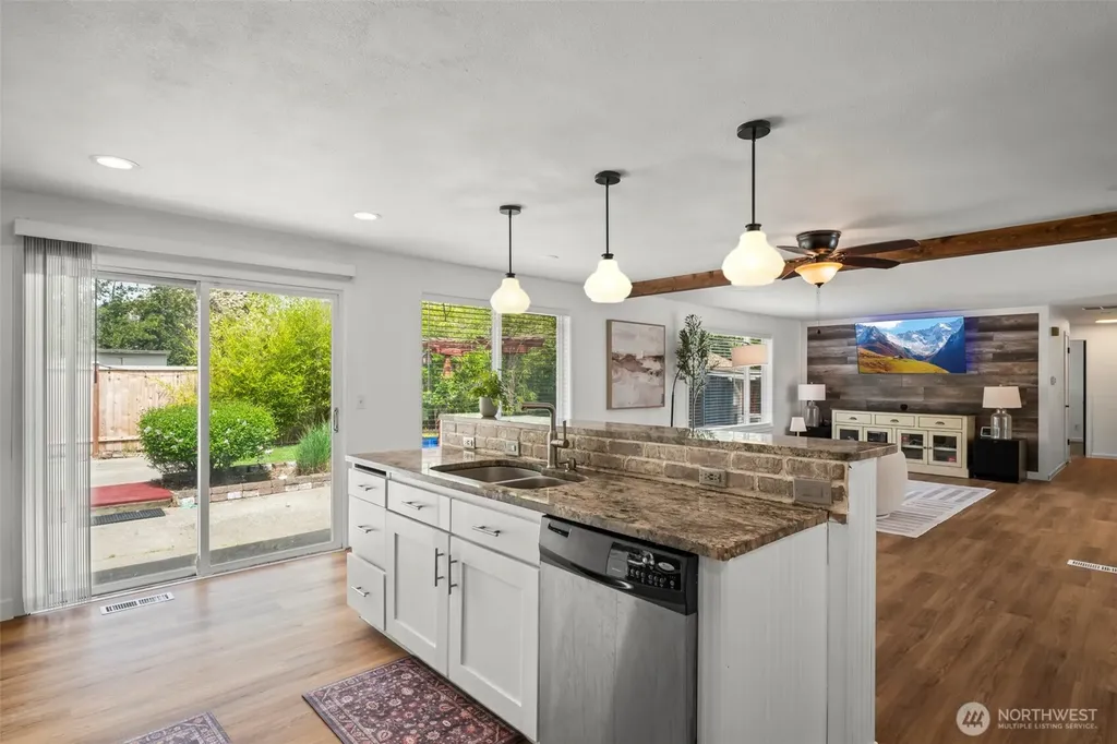 2715 Forest Ridge Drive SE Auburn WA 98002