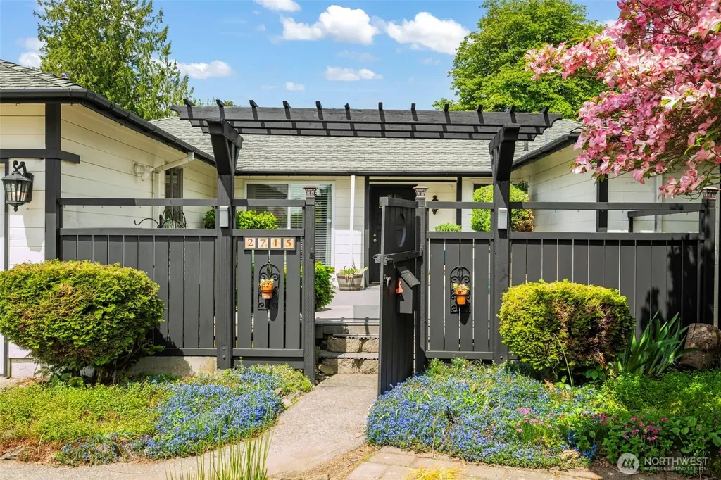 2715 Forest Ridge Drive SE Auburn WA 98002