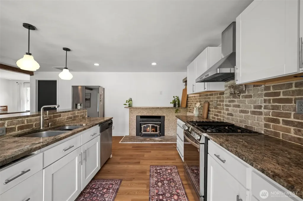2715 Forest Ridge Drive SE Auburn WA 98002