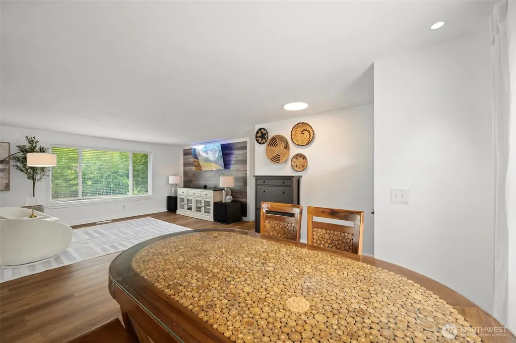 2715 Forest Ridge Drive SE Auburn WA 98002