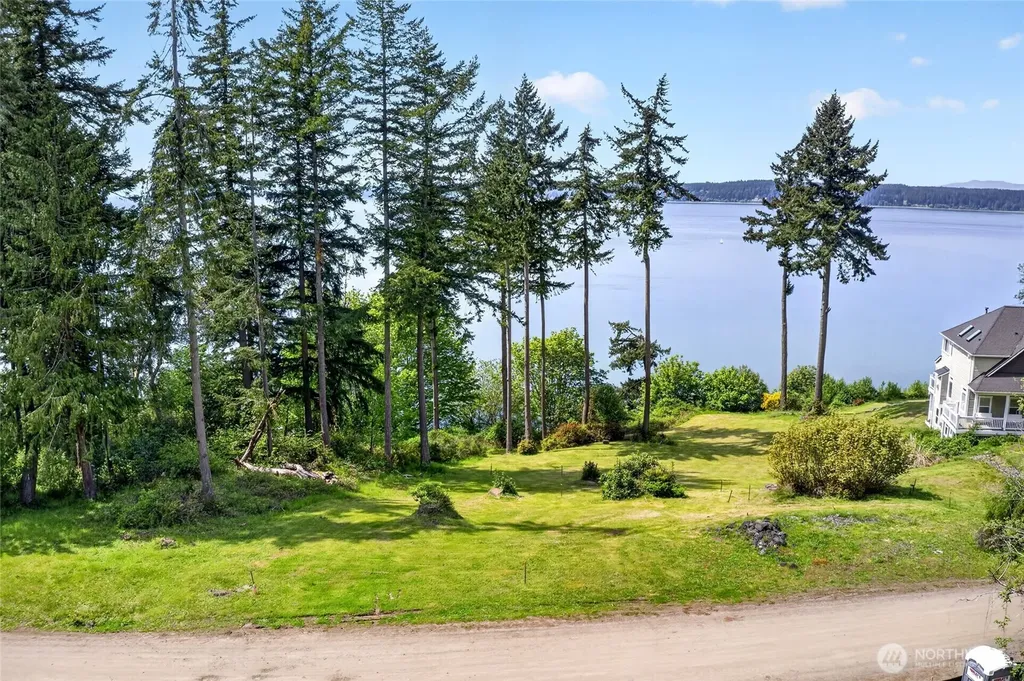 6902 190th Avenue SW Longbranch WA 98351