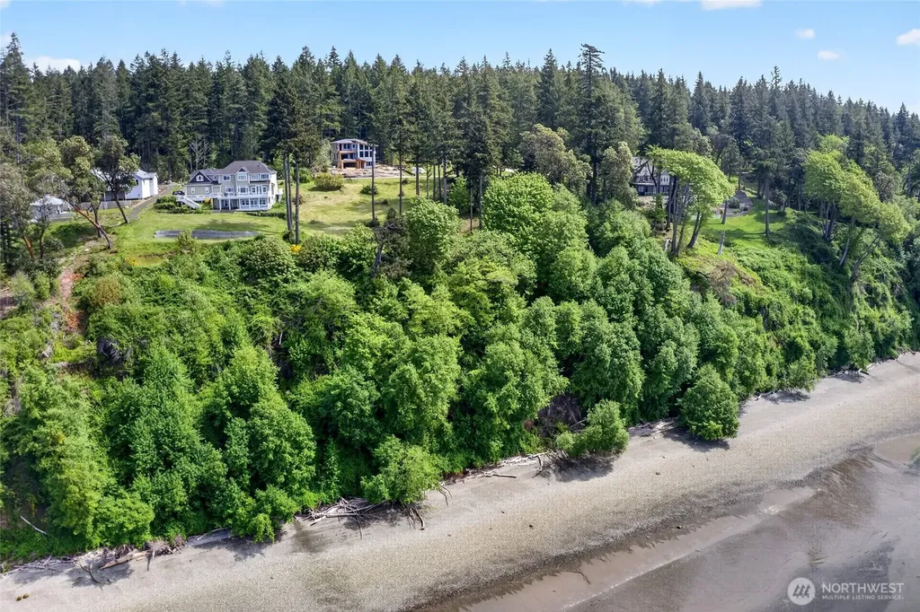 6902 190th Avenue SW Longbranch WA 98351