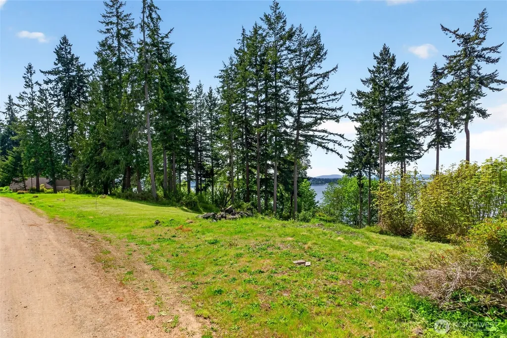 6902 190th Avenue SW Longbranch WA 98351