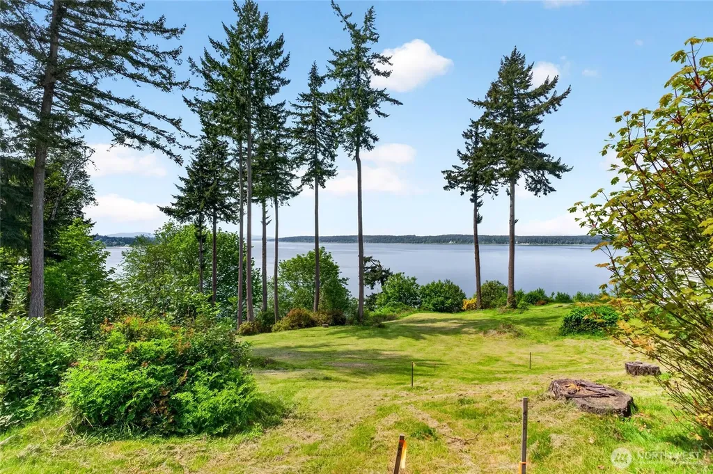 6902 190th Avenue SW Longbranch WA 98351