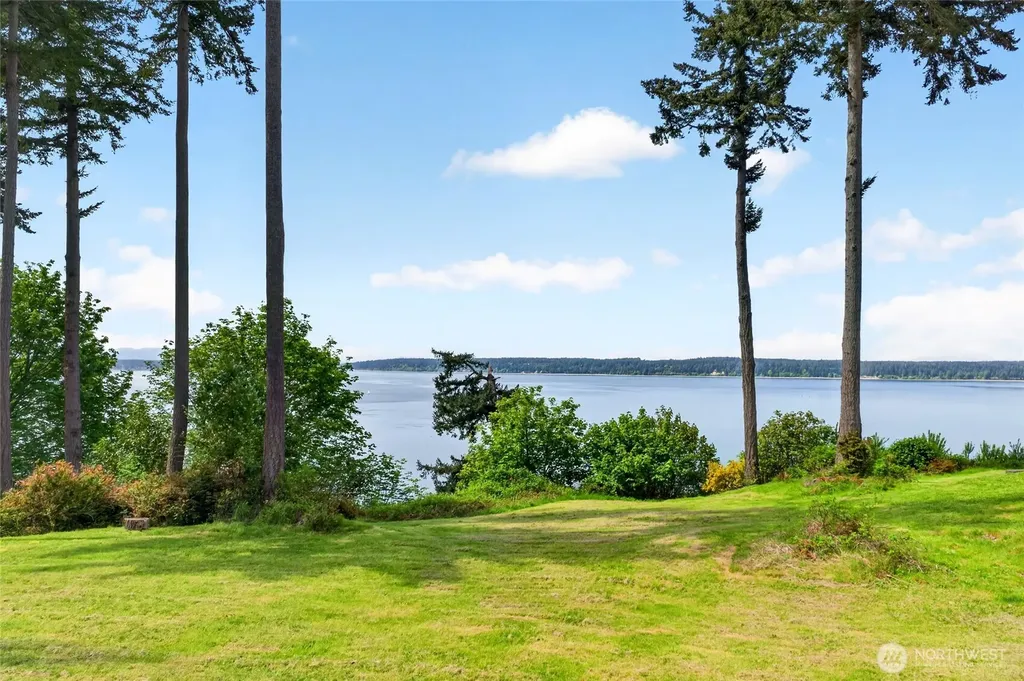 6902 190th Avenue SW Longbranch WA 98351