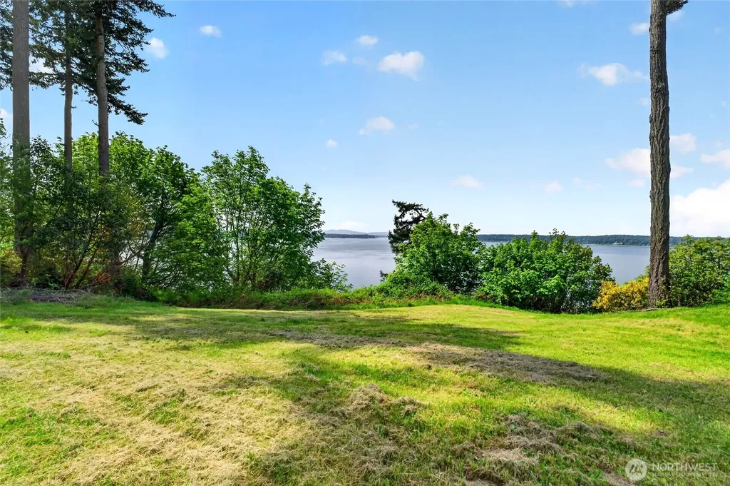 6902 190th Avenue SW Longbranch WA 98351