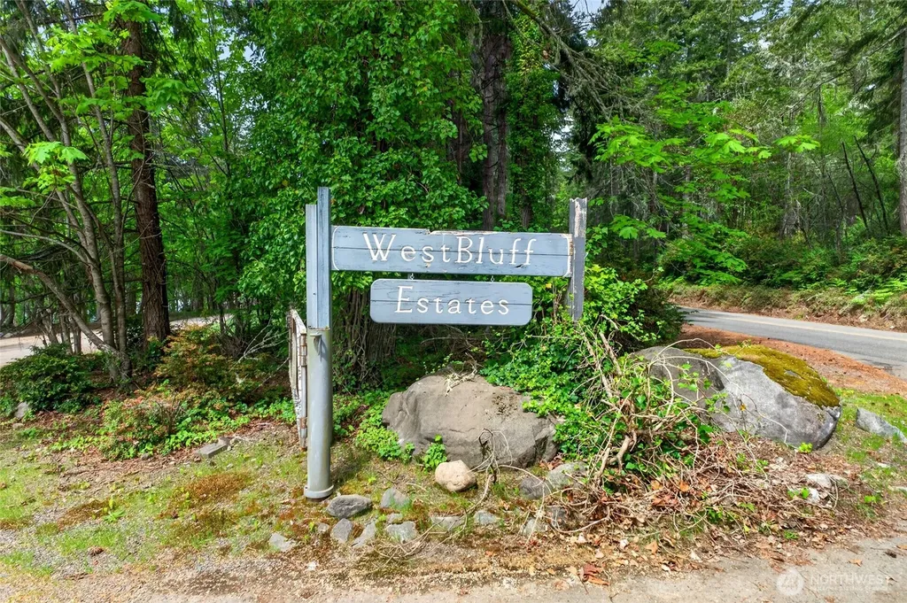 6902 190th Avenue SW Longbranch WA 98351