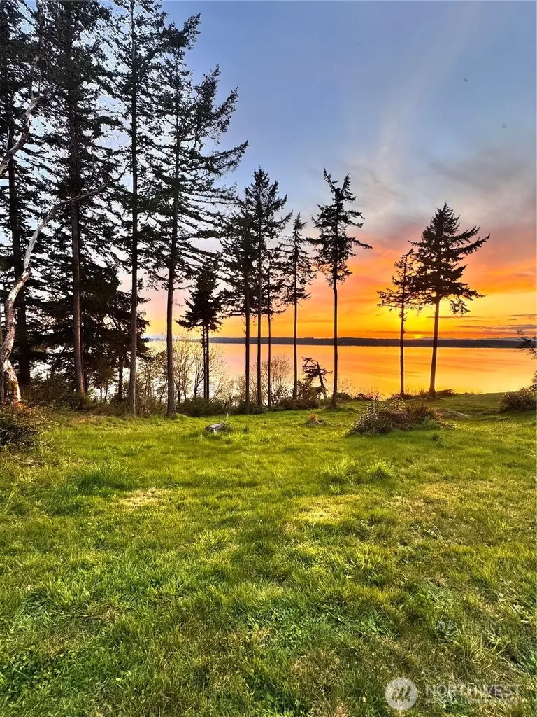 6902 190th Avenue SW Longbranch WA 98351