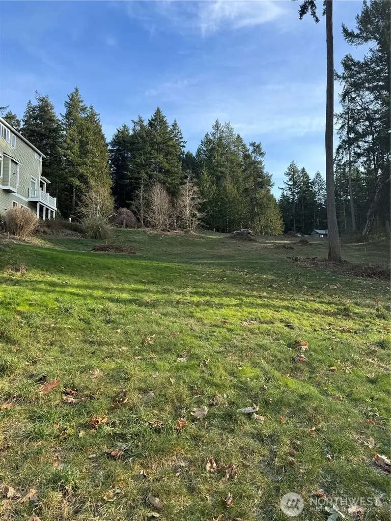 6902 190th Avenue SW Longbranch WA 98351