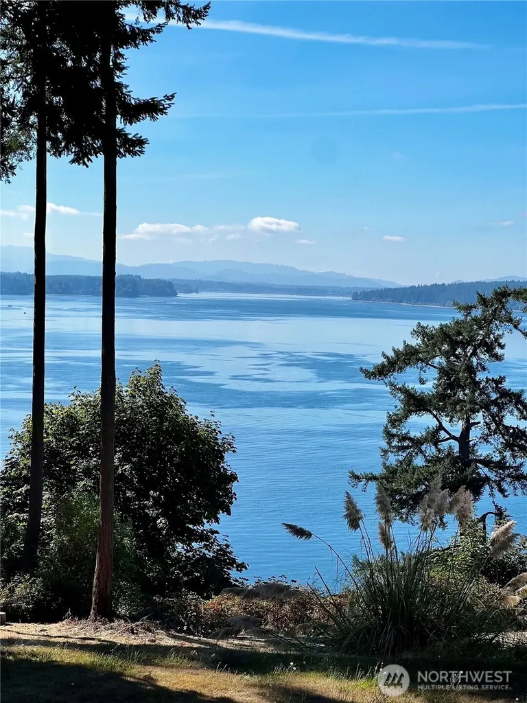 6902 190th Avenue SW Longbranch WA 98351