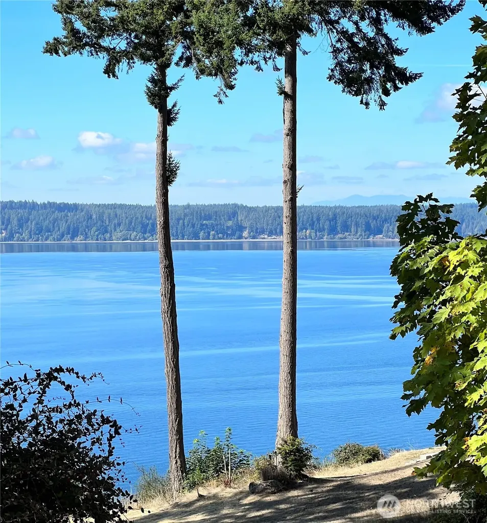 6902 190th Avenue SW Longbranch WA 98351