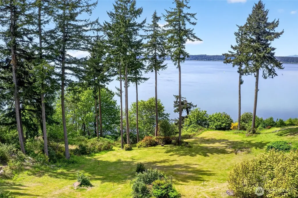 6902 190th Avenue SW Longbranch WA 98351