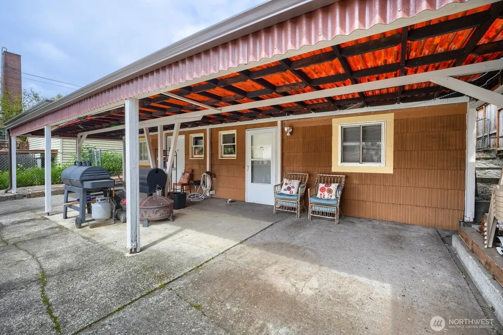 4207 S Bateman Street Seattle WA 98118