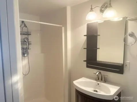4207 S Bateman Street Seattle WA 98118