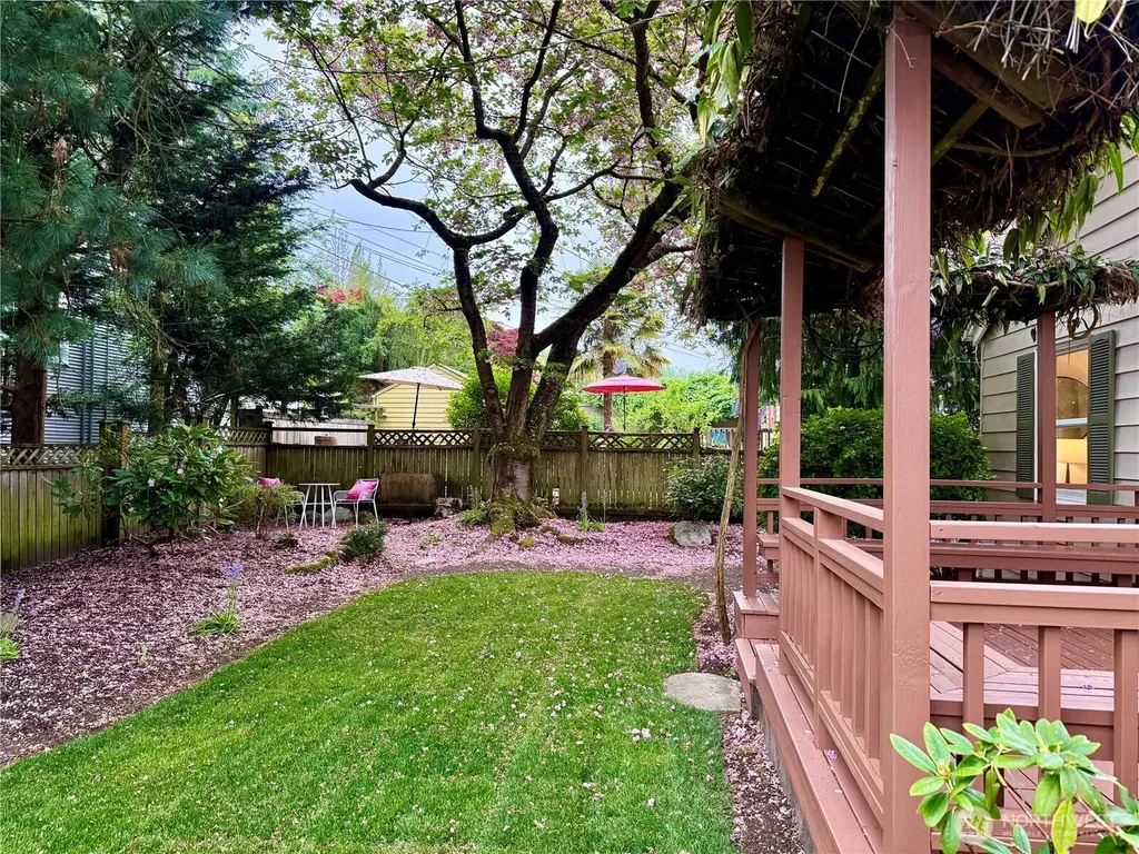 2113 NE 81st Place Seattle WA 98115