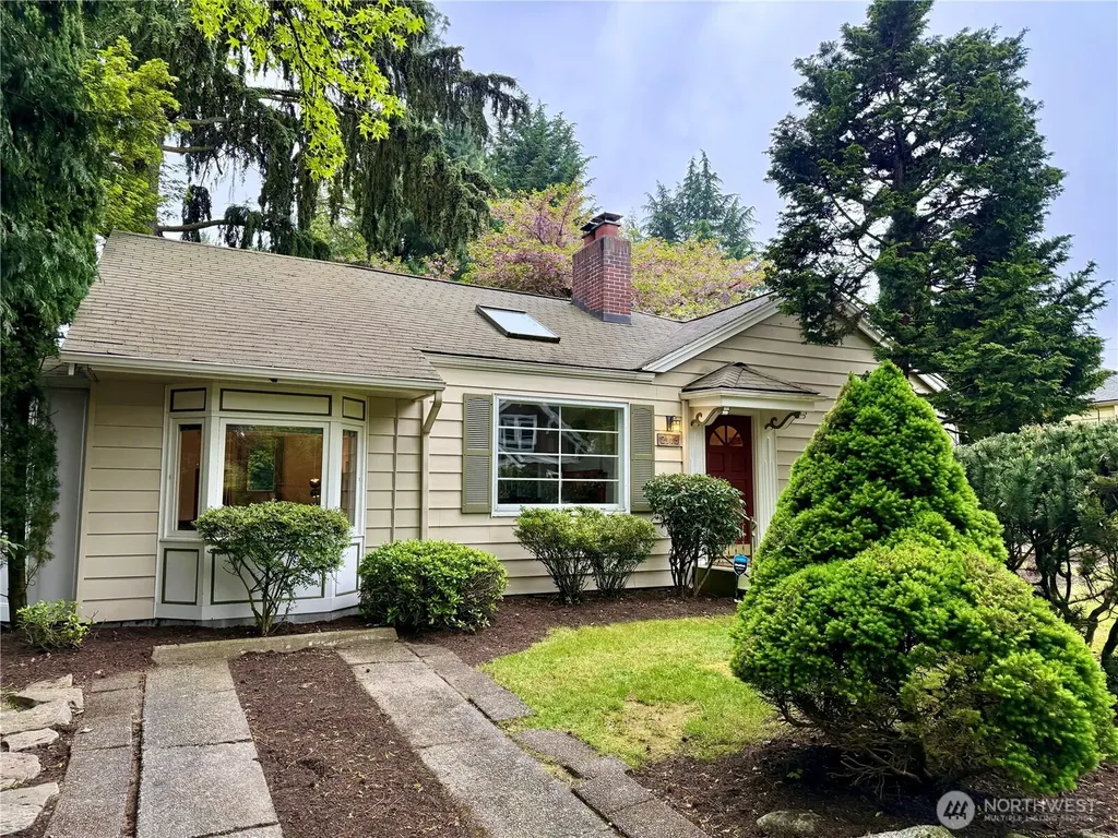 2113 NE 81st Place Seattle WA 98115