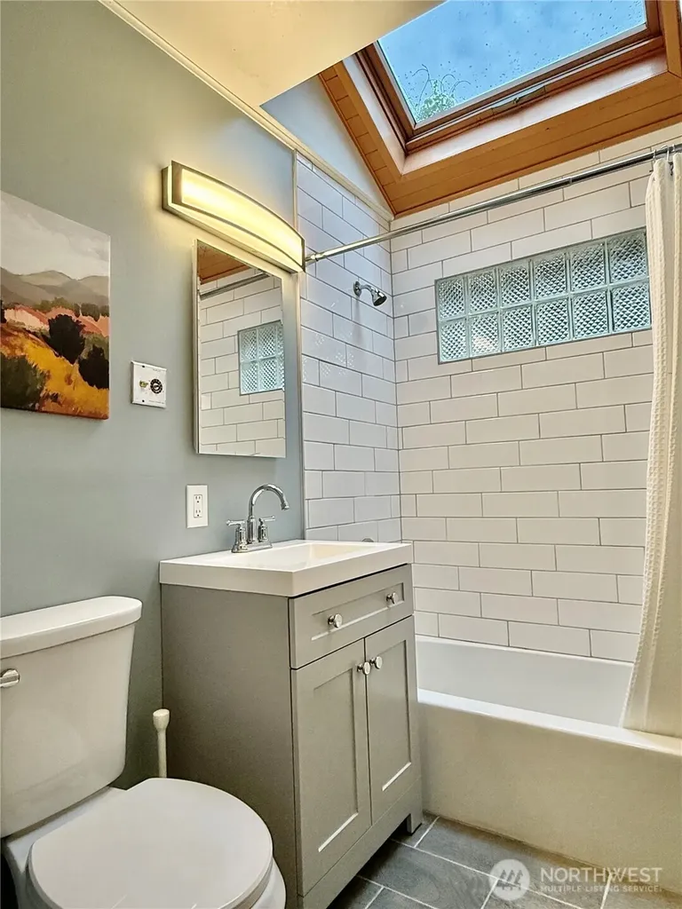 2113 NE 81st Place Seattle WA 98115