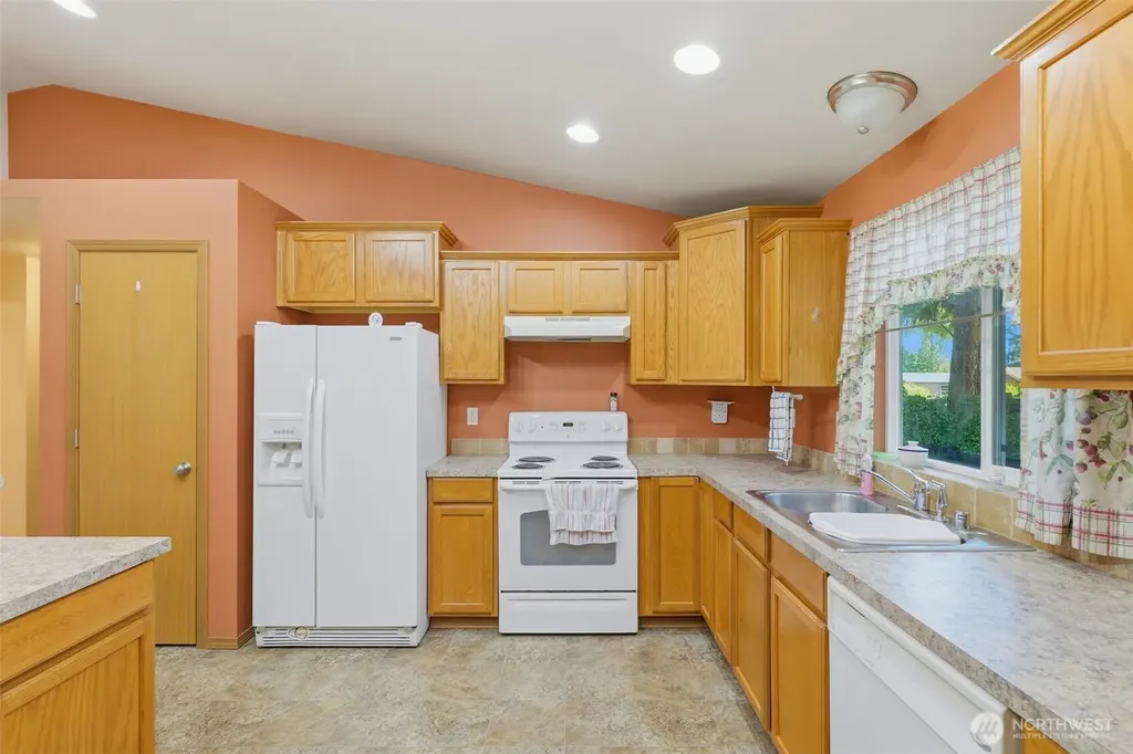 22022 131st Street Ct E Bonney Lake WA 98391