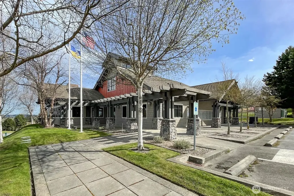501 Solana Parkway Sequim WA 98382