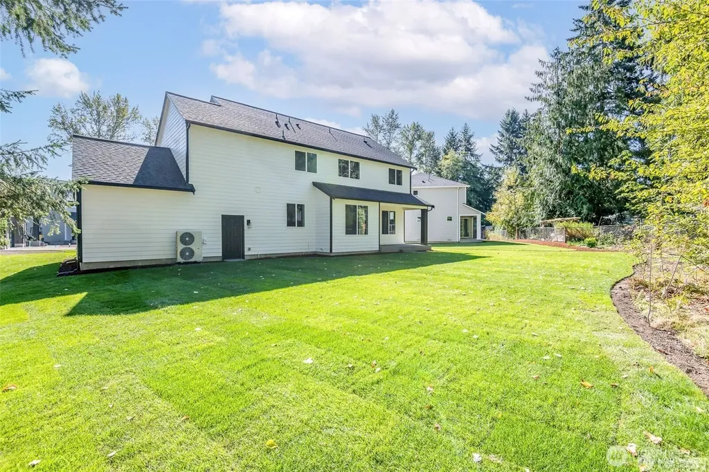 13022 51st Avenue E Tacoma WA 98446