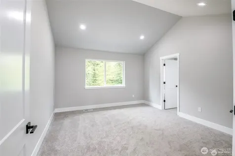 13022 51st Avenue E Tacoma WA 98446