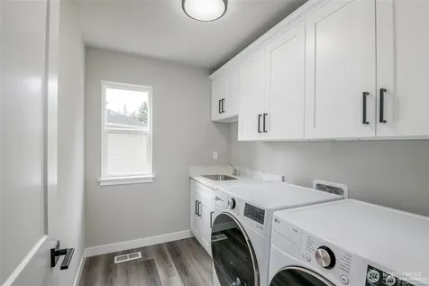 13022 51st Avenue E Tacoma WA 98446