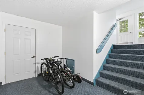 5620 200th Street SW Lynnwood WA 98036